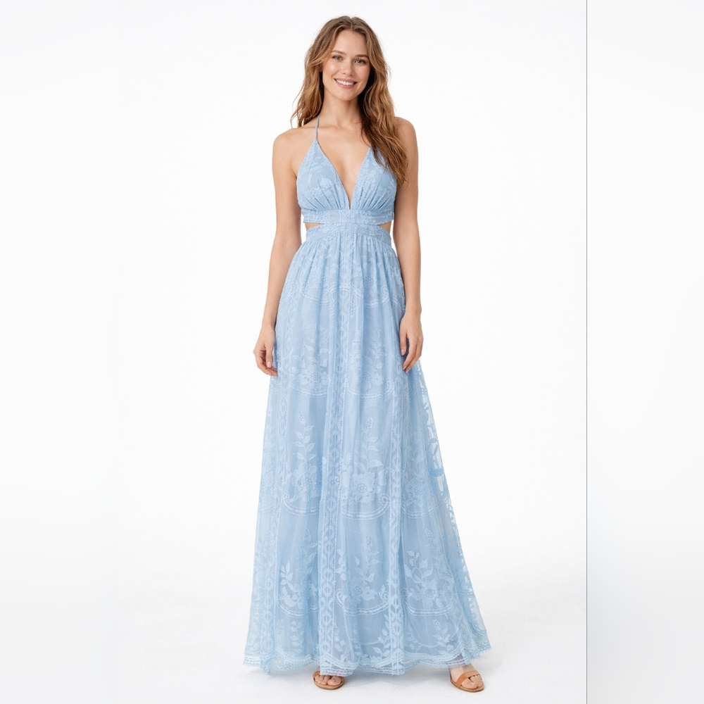 Chic Backless Lace Dress in Soft Blue